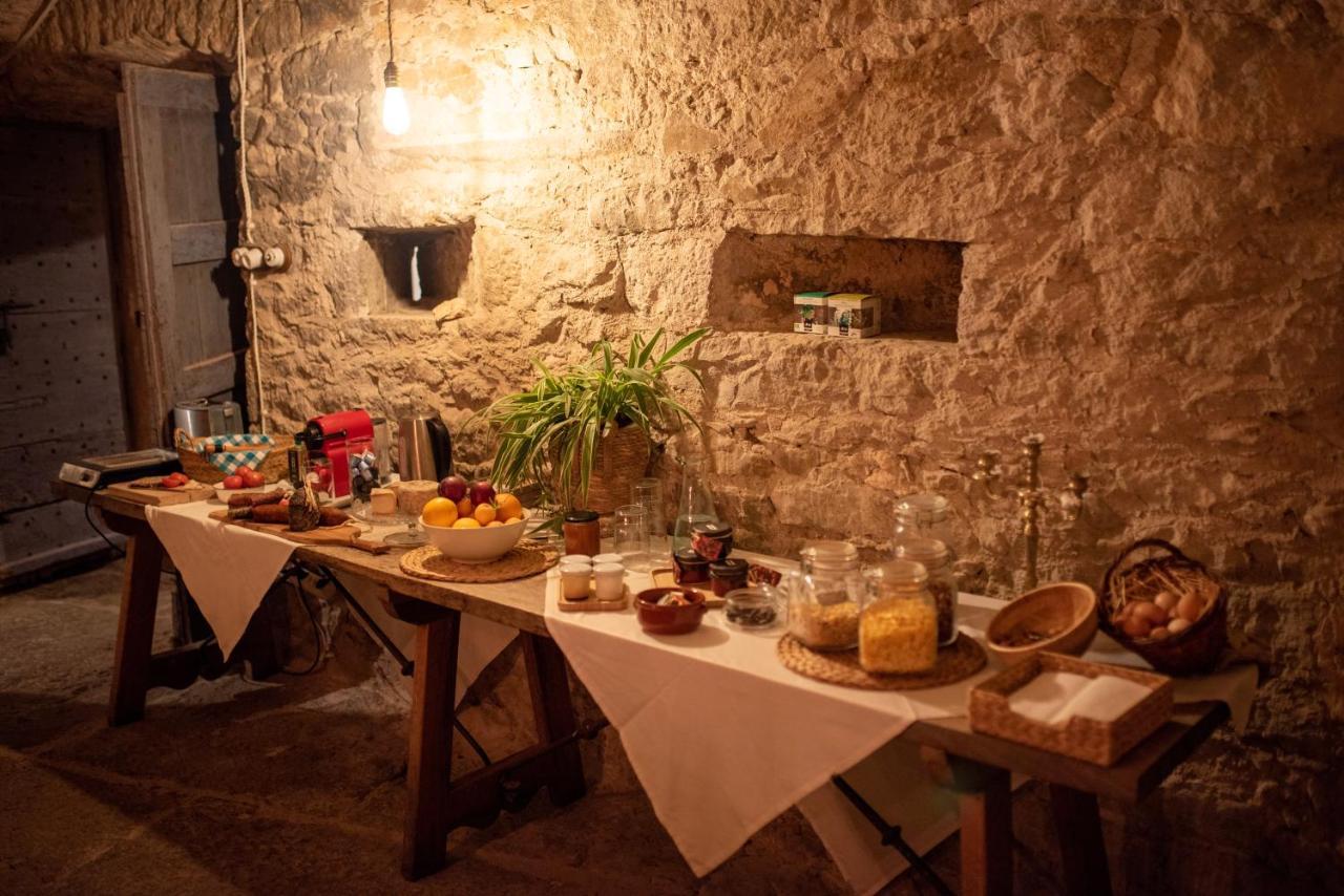 Las Heras Hostal Canet d'Adri Exterior foto